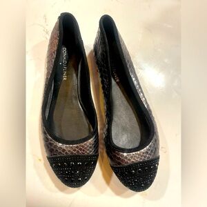 Pre-Owned Donald J Pliner Gray Size 6 Ballet Flats